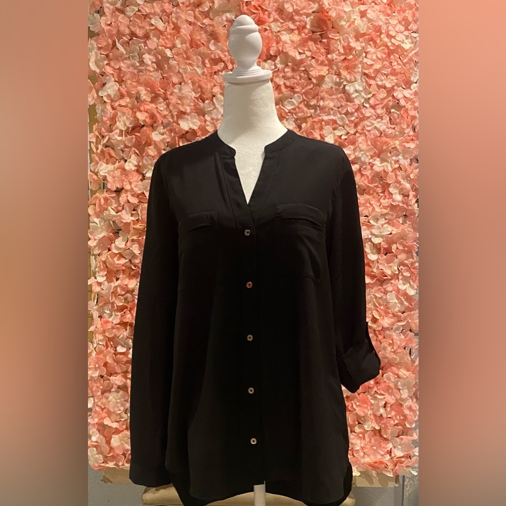 White House Black Market. Long Sleeve Button Down.